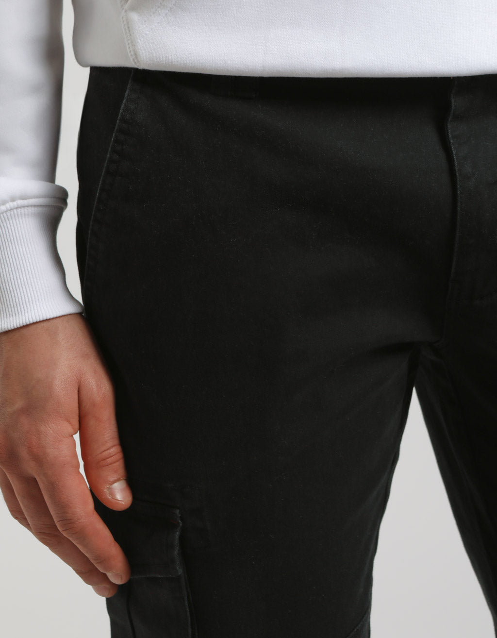 Pantaloni cargo