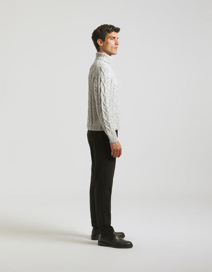 Pantaloni chino in tessuto tecnico