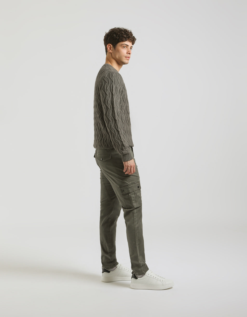 Pantaloni cargo