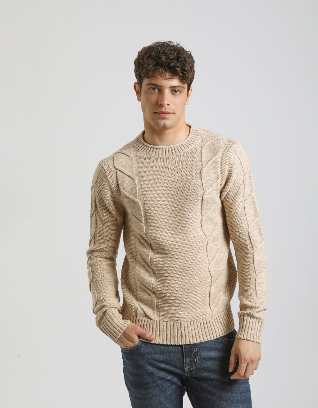 Lupetto con treccia